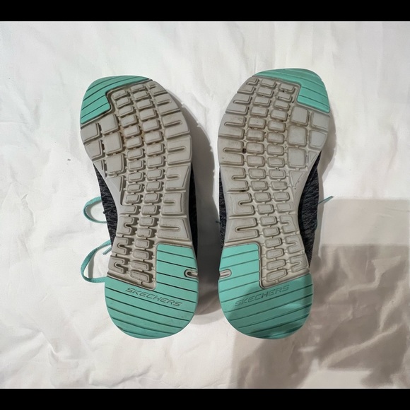 Women’s Sketcher Tennis Shoes - Picture 3 of 4